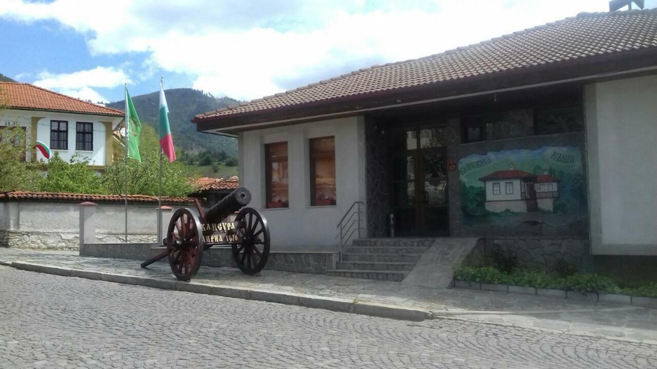 Калчевата Къща Hotel Klisura  Exterior photo